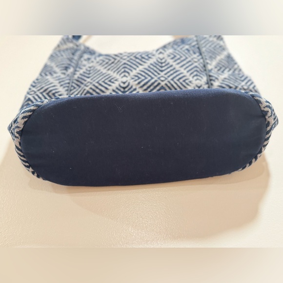 Thirty-One Carry All Blue Diamond Print Initial (A) - Picture 5 of 5